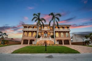 5810 Mariner St, TAMPA