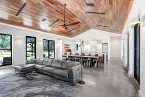 3440 CRENSHAW LAKE ROAD, LUTZ, FL 33548 Sold 08/15/25