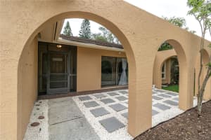 30 PINETREE COURT, PALM HARBOR, FL 34683 Sold 06/18/25