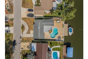 8722 THORNWOOD LANE, TAMPA, FL 33615 - MLS#MFRTB8383405