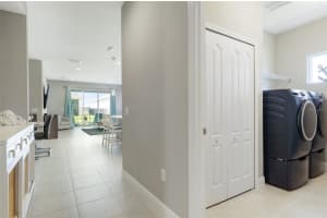 10153 SPRUCE RIVER WAY, PARRISH, FL 34219 Sold 08/06/25