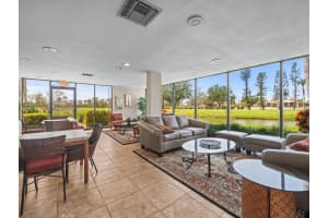 5700 ESCONDIDA BOULEVARD, ST PETERSBURG, FL 33715 - MLS#MFRTB8383515