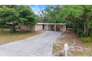 810 W River Dr, TEMPLE TERRACE