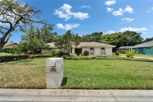 2811 BARRET AVENUE, PLANT CITY, FL 33566 - MLS#MFRTB8383533