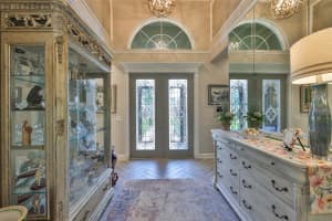 15303 Valencia Del Sol St Wimauma, FL 33598 - Off Market