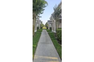 641 KENSINGTON LAKE CIRCLE, BRANDON, FL 33511 - MLS#MFRTB8383619