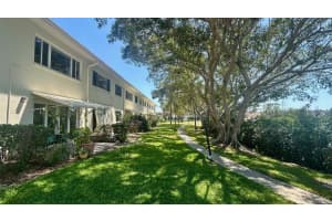 4560 OVERLOOK DRIVE, ST PETERSBURG, FL 33703 - MLS#MFRTB8383677