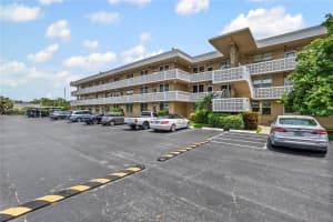 5095 Bay St Ne #210 St Petersburg, FL 33703 - Off Market
