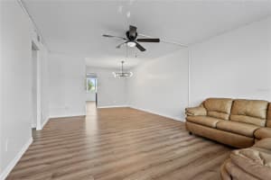 5095 Bay St Ne #210 St Petersburg, FL 33703 - Off Market