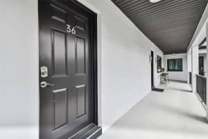 2942 BAY DRIVE, BELLEAIR BLUFFS, FL 33770 - MLS#MFRTB8383787