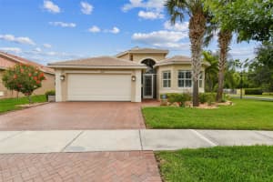 16101 CAPE CORAL DRIVE, WIMAUMA, FL 33598 - MLS#MFRTB8383803