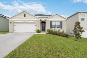 9532 Black Walnut Dr, CLERMONT