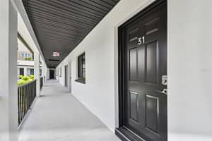 2942 BAY DRIVE, BELLEAIR BLUFFS, FL 33770 - MLS#MFRTB8383834