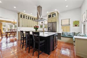 241 72ND STREET, ST PETERSBURG, FL 33710 - MLS#MFRTB8383919