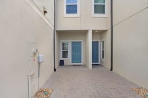29901 SOUTHWELL LANE, WESLEY CHAPEL, FL 33543 - MLS#MFRTB8384034