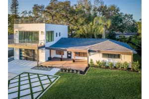 3165 RENATTA DRIVE, BELLEAIR BLUFFS, FL 33770 Sold 07/11/25