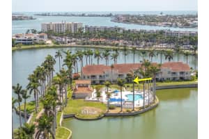 6100 Bahia Del Mar Cir #105, ST PETERSBURG