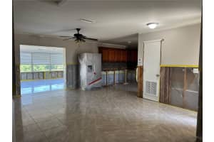 5813 OXFORD DRIVE, TAMPA, FL 33615 - MLS#MFRTB8384283