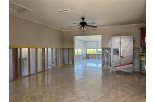 5813 OXFORD DRIVE, TAMPA, FL 33615 - MLS#MFRTB8384283