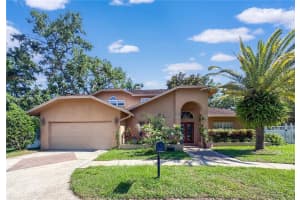 3013 Crest Dr, CLEARWATER