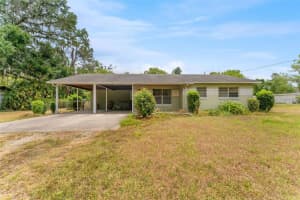 1609 S Valrico Rd, VALRICO