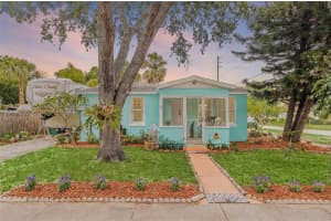 653 SPRUCE STREET, TARPON SPRINGS, FL 34689 Sold 06/24/25