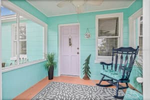 653 SPRUCE STREET, TARPON SPRINGS, FL 34689 Sold 06/24/25