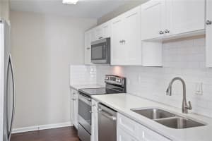 3211 RYANS COURT, GREEN COVE SPRINGS, FL 32043 Sold 12/03/25