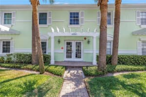 5037 STARFISH DRIVE, ST PETERSBURG, FL 33705 Sold 07/18/25