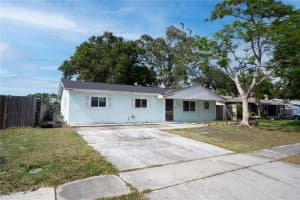 8277 82ND AVENUE, LARGO, FL 33777 Sold 08/01/25