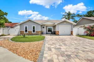 5875 Darren Ct N, CLEARWATER
