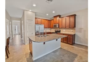 6912 40TH LANE, PINELLAS PARK, FL 33781 Sold 08/01/25