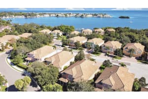 184 Banyan Bay Dr, ST PETERSBURG