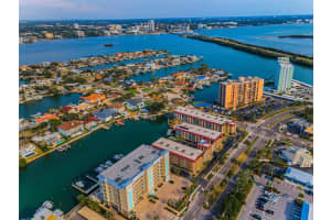 125 ISLAND WAY, CLEARWATER BEACH, FL 33767 - MLS#MFRTB8384830