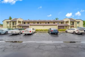 1100 E Bay Dr #60, LARGO