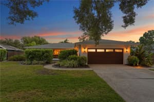 2665 Clubhouse Dr N, CLEARWATER