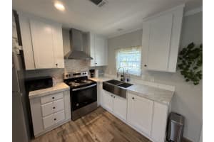 7801 34TH AVENUE, ST PETERSBURG, FL 33710 - MLS#MFRTB8384952