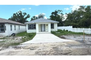 3704 Smith Tree St, TAMPA