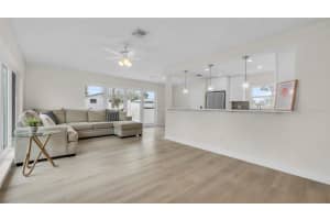 281 44TH AVENUE, ST PETE BEACH, FL 33706 - MLS#MFRTB8385038