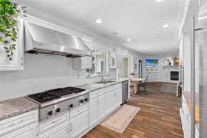 3219 CENTERWOOD DRIVE, TARPON SPRINGS, FL 34688 Sold 06/06/25