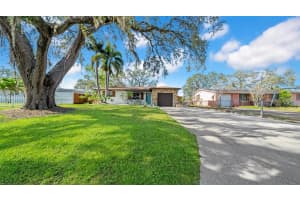 4642 29TH AVENUE, ST PETERSBURG, FL 33713 Sold 07/07/25