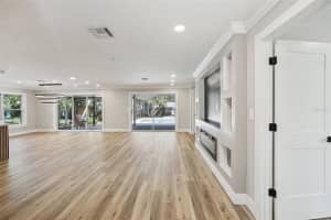 911 FLORIDA AVENUE, TARPON SPRINGS, FL 34689 Sold 07/24/25