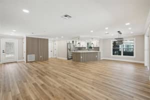 911 FLORIDA AVENUE, TARPON SPRINGS, FL 34689 Sold 07/24/25