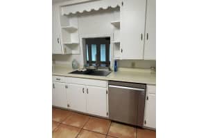 1035 LAKE PARKER DRIVE, LAKELAND, FL 33801 - MLS#MFRTB8385208
