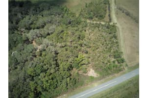 EMERALDA ISLAND RD, LEESBURG, FL 34788 - MLS#MFRTB8385244