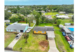 404 12TH STREET, RUSKIN, FL 33570 - MLS#MFRTB8385284