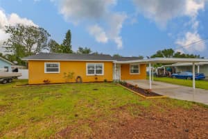 404 12TH STREET, RUSKIN, FL 33570 - MLS#MFRTB8385284