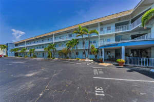 5 GATESHEAD DRIVE, DUNEDIN, FL 34698 Sold 08/11/25
