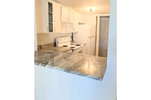 3840 LAKE DRIVE, TAMPA, FL 33614 - MLS#MFRTB8385308