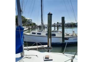 319 BOCA CIEGA DR, MADEIRA BEACH, FL 33708 - MLS#MFRTB8385319